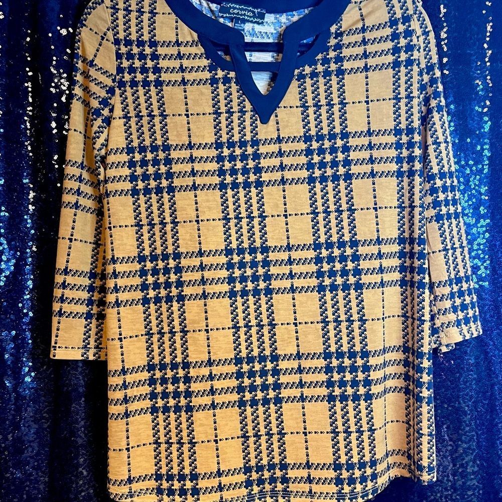 Plaid Women's Blouse‎ - Navy and Gold